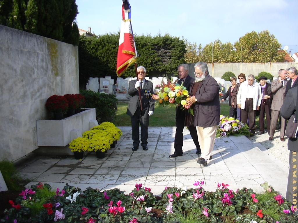 MARSEILLE 2009 LA TOUSSAINT CIMETIERE DE MAZARGUES   (22).JPG -            